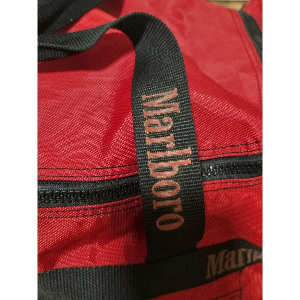 Vintage Marlboro‎ Unlimited XL Rolling Duffle Bag 36
